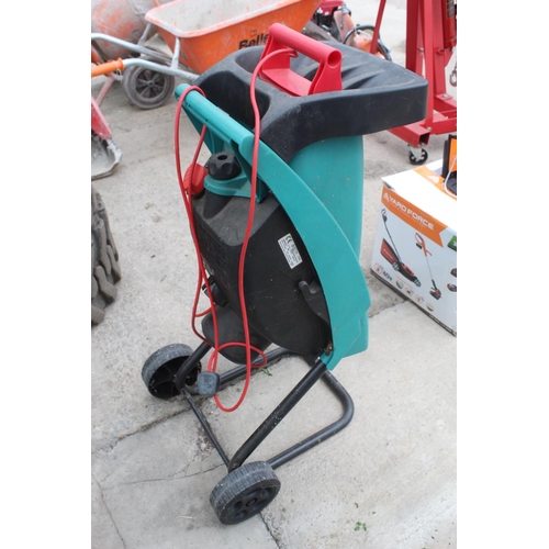 38 - AN ELECTRIC BOSCH AXT RAPID 2200 GARDEN SHREDDER BELIEVED IN WORKING ORDER BUT NO WARRANTY GIVEN NO ... 