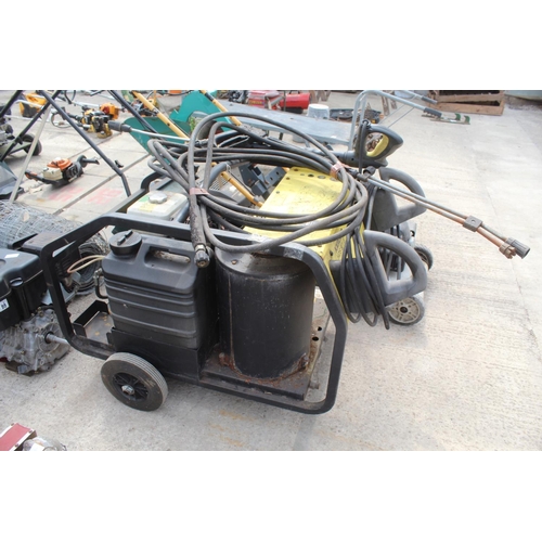 744 - KARCHER PETROL PRESSURE WASHER  HDS801B  NO  VAT