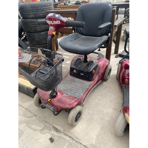 A STERLING PEARL MOBILITY SCOOTER WITH KEY AND CHARGER (VENDOR STATES