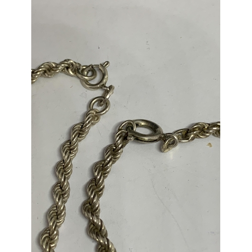 690 - A SILVER ROPE CHAIN NECKLACE AND BRACELET