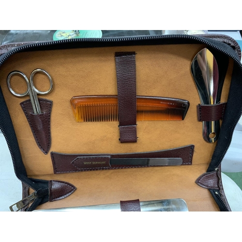 164 - A GENTLEMAN'S VANITY GROOMING KIT, CASED