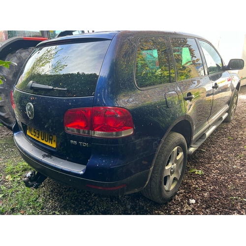 167 - A VW TOUAREG NL53UUR MANUAL FIRST REG 2003 MOT 26/03/24 APPROX 168825 MILES TO BE SOLD WITHOUT LOG B... 