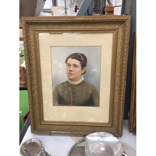 1191 - A VINTAGE WATERCOLOUR PORTRAIT OF A LADY 48CM X 58CM TO INCLUDE GILT FRAME