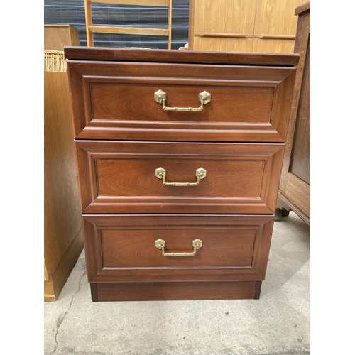 2961 - A G-PLAN THREE DRAWER BEDROOM CHEST AND OAK MEREDEW BEDSIDE LOCKER