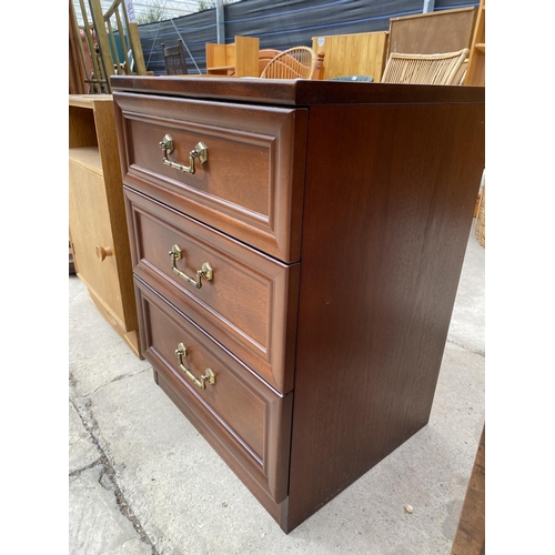 2961 - A G-PLAN THREE DRAWER BEDROOM CHEST AND OAK MEREDEW BEDSIDE LOCKER