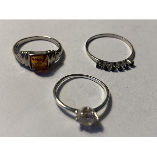 536 - FIVE VARIOUS SILVER RINGS