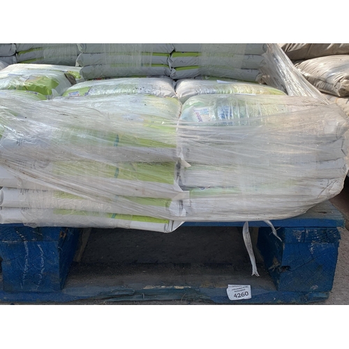 294 - SIXTEEN 5KG BAGS OF PLAY SAND NO VAT