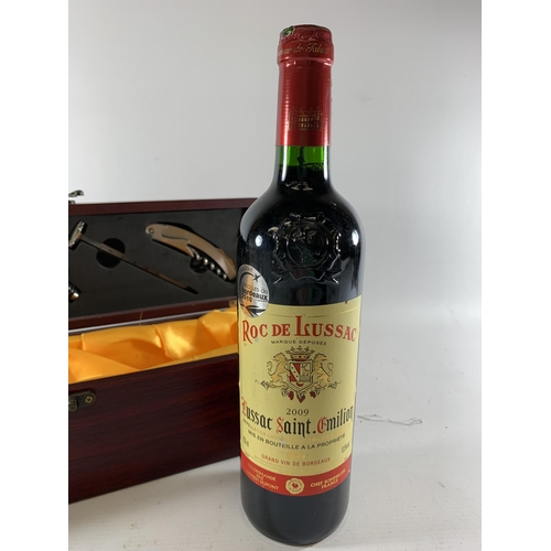 303 - 1 X 75CL GIFT BOXED BOTTLE - ROC DE LUSSAC ST EMILION 2009 BORDEAUX