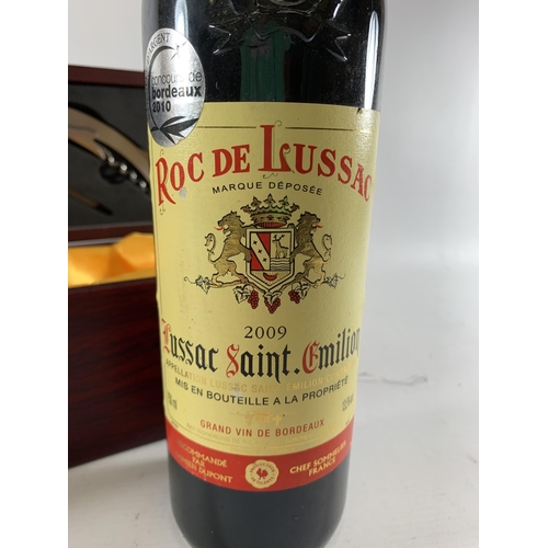 303 - 1 X 75CL GIFT BOXED BOTTLE - ROC DE LUSSAC ST EMILION 2009 BORDEAUX