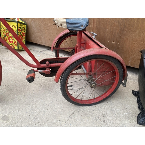 1629 - A VINTAGE 1950'S GRESHAM FLYER TRICYCLE