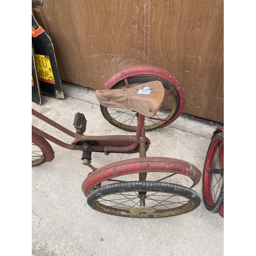 1630 - A VINTAGE 1950'S TRICYCLE