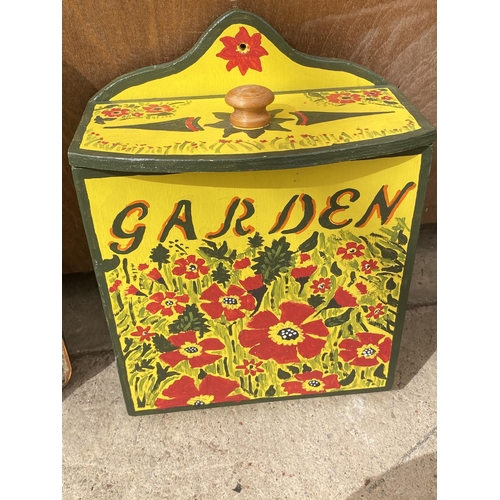 1632 - A VINTAGE PAINTED WOODEN ROMANY BARGEWARE LIDDED GARDEN BOX