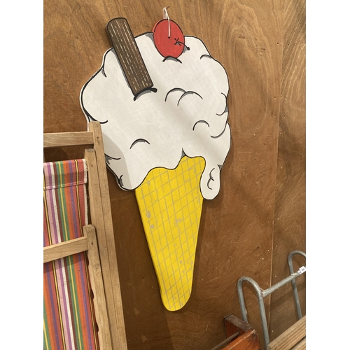 1643 - A PAINTED WOODEN ICE CREAM SHOP DISPLAY SIGN