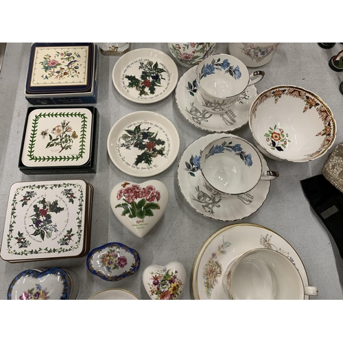 284 - A MIXED GROUP OF CERAMICS TO INCLUDE WEDGWOOD, ROYAL WORCESTER ETC