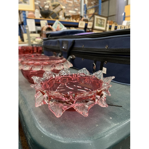 295 - A COLLECTION OF VINTAGE CRANBERRY GLASS BOWLS