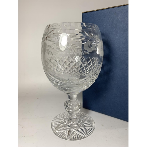 66 - * A COLLECTION OF THREE BOXED PRESENTATION ITEMS, GLASS VASE FROM GMP SENIOR OFFICERS, MESS 1991, BR... 