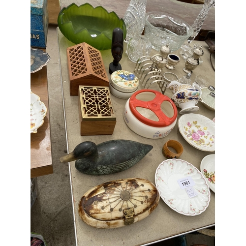 1981 - A COLLECTION OF CERAMICS AND GLASS, WOODEN BOX, DUCK ETC