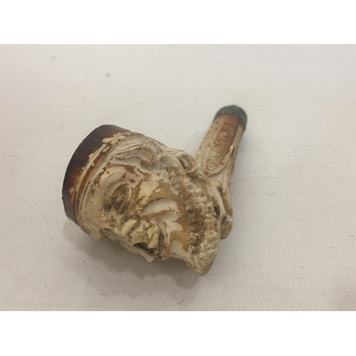 12 - A PAIR OF VINTAGE CLAY MEERSCHAUM FIGURAL PIPES AND SMALLER EXAMPLE