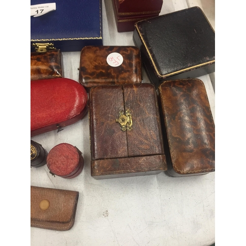 17 - A COLLECTION OF ANTIQUE AND VINTAGE JEWELLERY BOXES TO INCLUDE A TOOLED GILT AND LEATHER BOOKEND DES... 