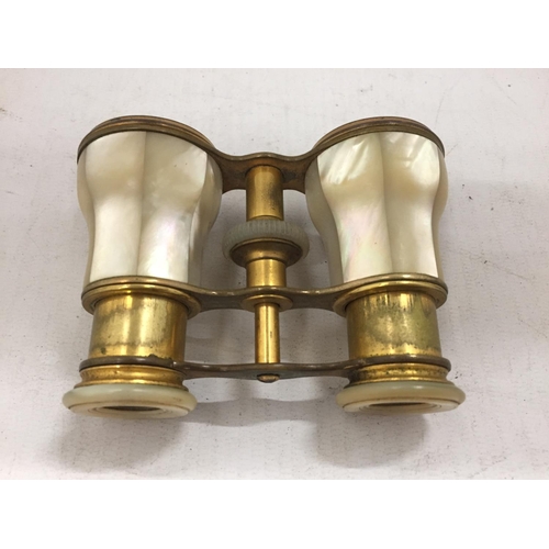 119 - A PAIR OF MOTHER OF PEARL OPERA GLASSES