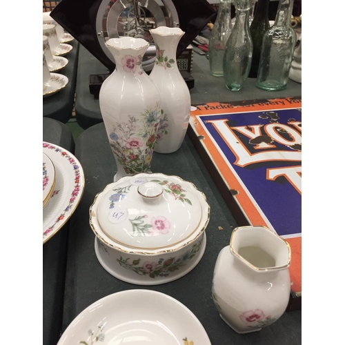 191 - A COLLECTION OF AYNSLEY 'WILD TUDOR' CHINA TO INCLUDE VASES, TRINKET DISH, PIN TRAYS, ETC