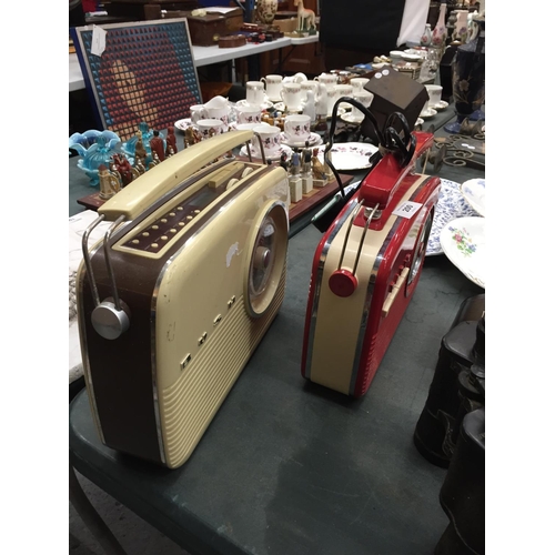 200 - TWO VINTAGE RADIOS TO INCLUDE A BUSH AND GOODMANS