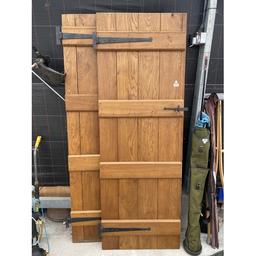 2068 - TWO WOODEN INTERNAL DOORS WITH HINGES AND CATCHES