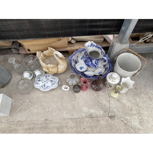 2078 - AN ASSORTMENT OF CERAMICS TO INCLUDE A JUG AND WASH BOWL, DECANTOR AND VASES ETC