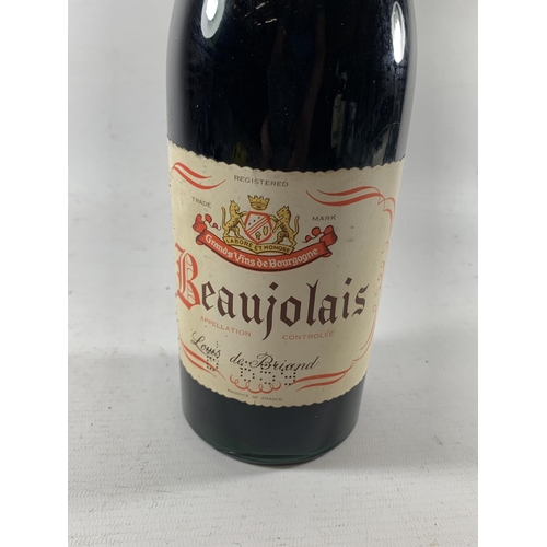 385 - A 1959 VINTAGE BOTTLE OF GRANDS VINS DE BOURGOGNE BEAUJOLAIS