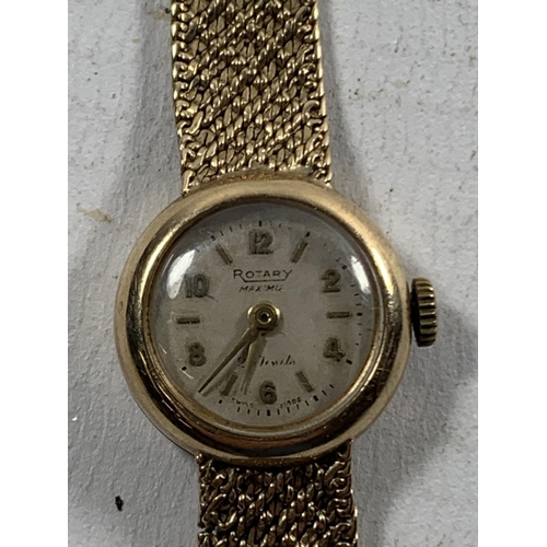 443 - A 9 CARAT GOLD ROTARY WRIST WATCH WITH 9 CARAT GOLD STRAP - WEIGHT EXCLUDING MOVEMENT 19 GRAMS