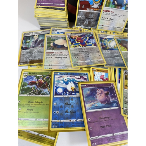 331 - A POKEMON TRAINER BOX OF 350+ POKEMON CARDS, RARES, HOLOS, COUNTERS ETC