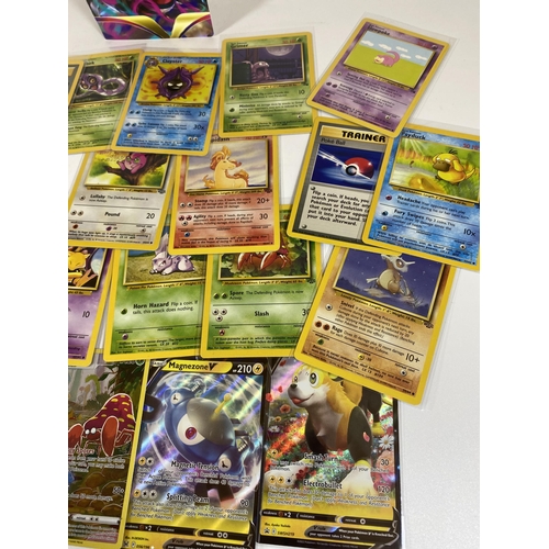 335 - A FOLDER OF 1999 POKEMON CARDS & RARE CARDS