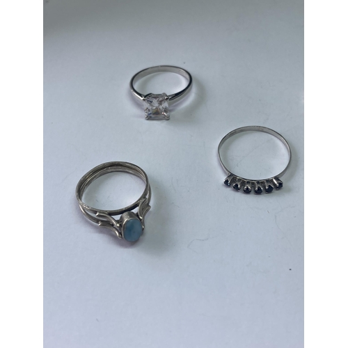 576 - FIVE SILVER RINGS