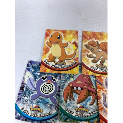 343 - A COLLECTION OF TOPPS POKEMON SERIES 1 & 2 TRADING CARDS, CHARIZARD ETC