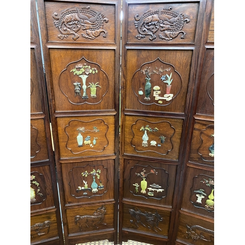 400 - A GREAT QUALITY ORIENTAL CARVED HARDWOOD SIX SECTION SCREEN WITH EIGHTEEN SQUARE PANEL SECTIONS EACH... 