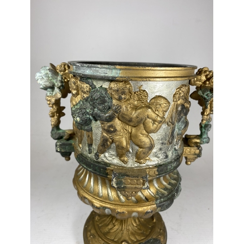 9 - AN UNUSUAL 19TH CENTURY PEDESTAL BRONZE URN WITH NEO-CLASSICAL RELIEF DESIGN ON FLUTED BASE WITH CHE... 