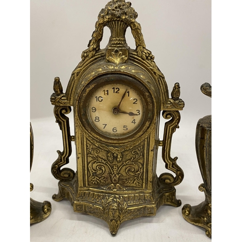 27 - AN ART NOUVEAU DESIGN FRENCH BRASS CLOCK GARNITURE SET, HEIGHT 22CM