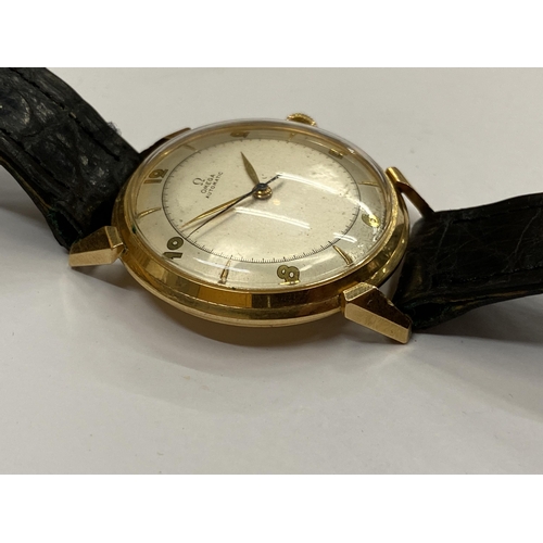 480 - A 1940'S OMEGA BUMPER AUTOMATIC WATCH, YELLOW METAL UNMARKED CASE, WITH NON ORIGINAL BOX, WORKING AT... 