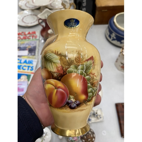 260 - A LARGE QUANTITY OF CHINA ITEMS TO INCLUDE AN AYNSLEY 'ORCHARD GOLD' VASE, BUD VASES, TRINKET BOXES,... 