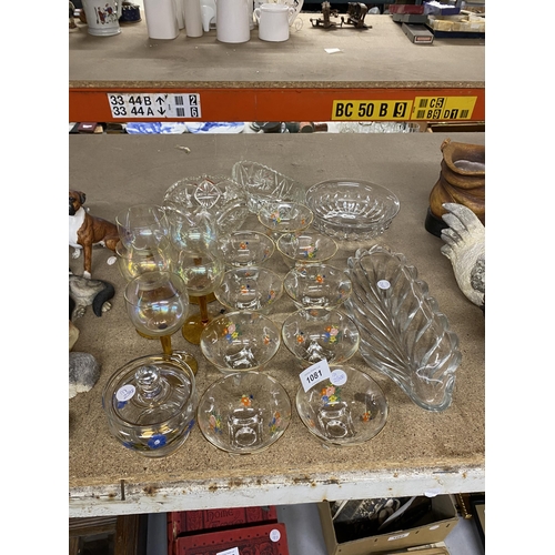 1081 - A GROUP OF VINTAGE GLASSES, FLORAL SHERRY GLASSES ETC