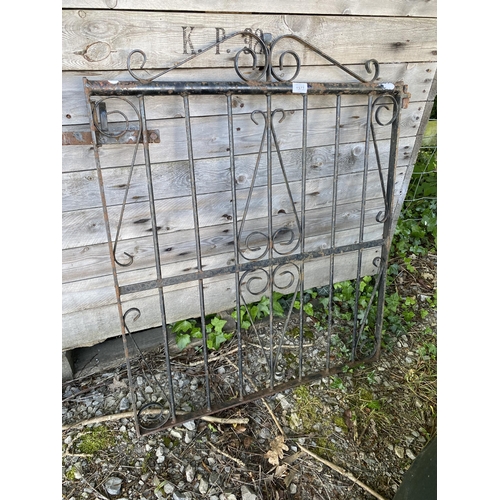 1977 - A CAST IRON GATE