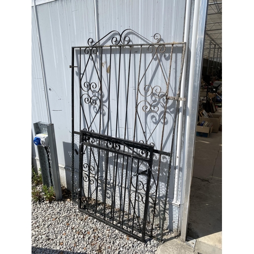 1995 - TWO METAL GARDEN GATES