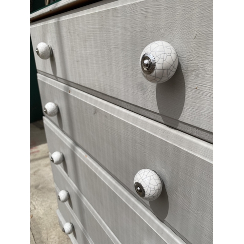2875 - A GREY PAINTED CHEST OF FIVE DRAWERS, 32.5