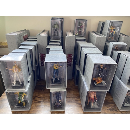 302 - A COMPLETE SET OF 1-200 THE CLASSIC MARVEL COLLECTION FIGURES, ALL BOXED AS NEW COMPLETE WITH 200 MA... 