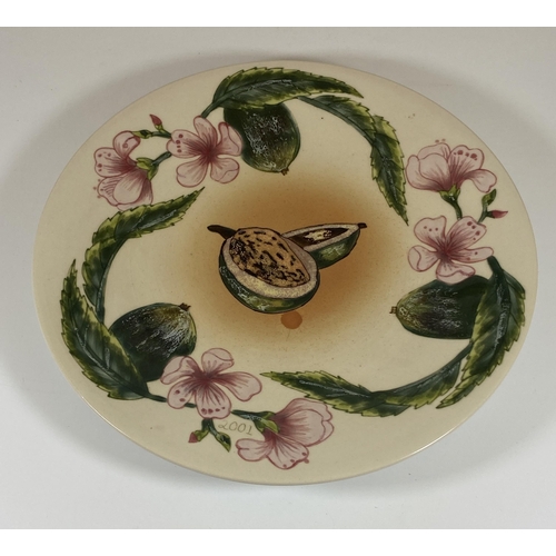 711 - A LIMITED EDITION COBRIDGE STONEWARE FRUIT PLATE, NUMBER 11/100, DIAMETER 28CM