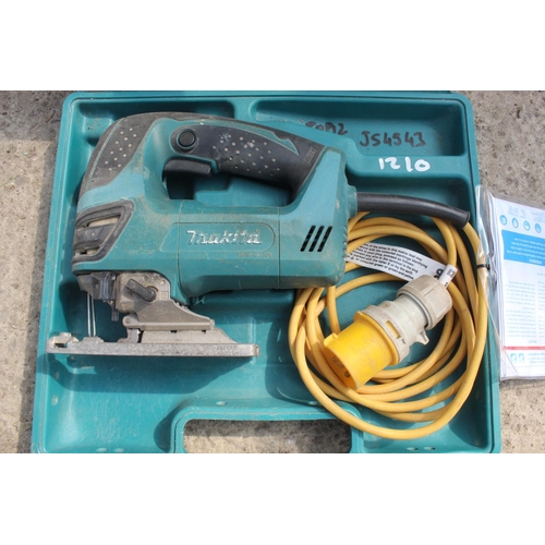 419 - BOSCH COLLATED SCREW GUN 110v IN GOOD WORKING ORDER +  VAT