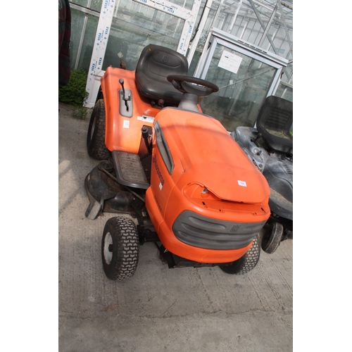 A HUSQVARNA CTH151 RIDE ON LAWNMOWER COMPLETE WITH GRASS BOX KEY