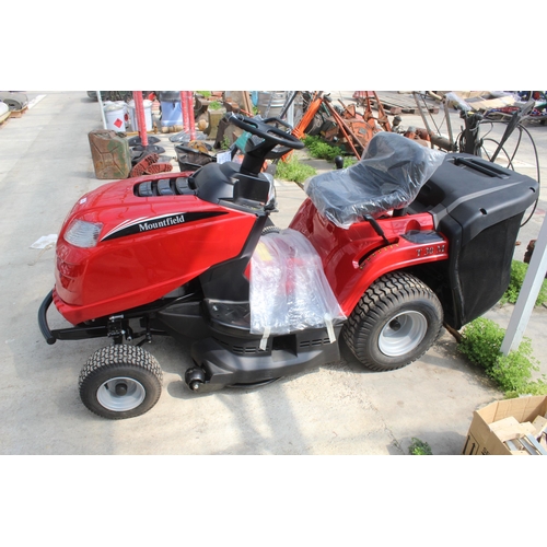 A NEW MOUNTFIELD T30M RIDE ON LAWN MOWER COMPLETE WITH A 200L REAR GRASS BOX POWERED BY A STIGG ST35