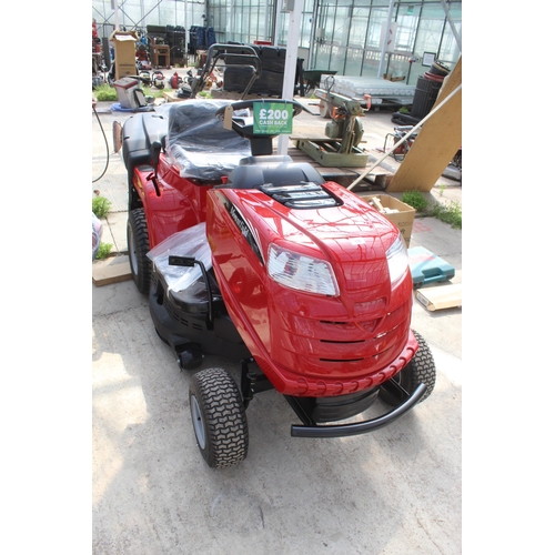 156 - A NEW MOUNTFIELD T30M RIDE ON LAWN MOWER COMPLETE WITH A 200L REAR GRASS BOX POWERED BY A STIGG ST35... 