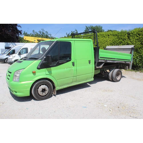 201 - A MANUAL DIESEL FORD TRANSIT TIPPER WITH ELECTRIC TAIL LIFT, 5 TONNE REAR SPRINGS, APPROX 223,000 MI... 